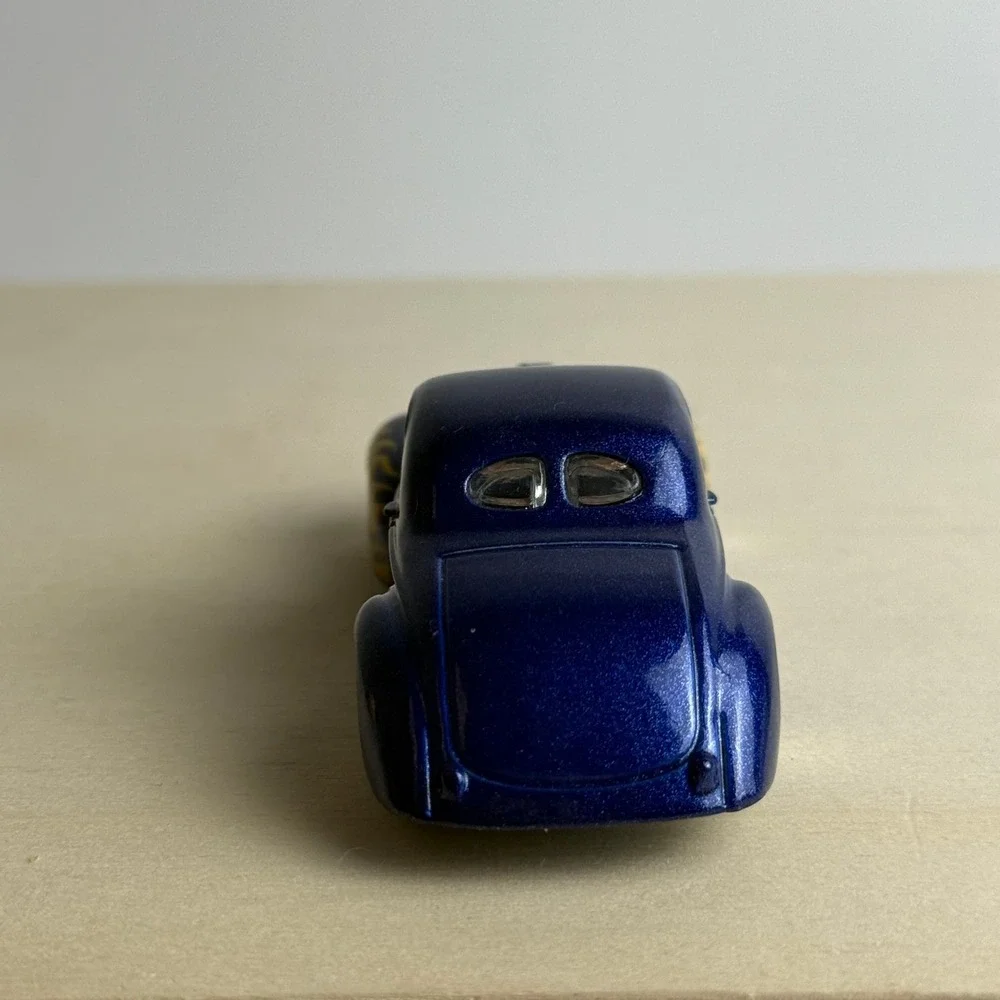 Hot Wheels 2015 41 Willys Blue Flames Diecast Car 1186 MJ 1 NL